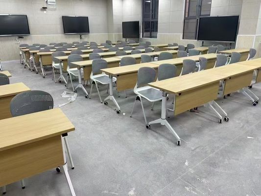 Cina A09 Meja Lipat Untuk Pertemuan Pelatihan Paket Kecil pemasok