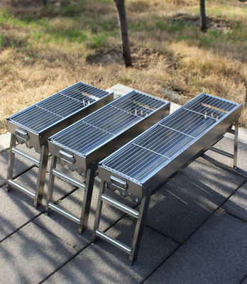 Paket kecil Rustless Steel Grill Barbecue Lipat Desain Portable pemasok