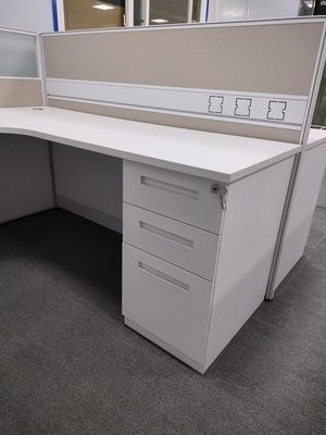 Tinggi yang Disesuaikan Kaki Kabinet Pedestal Bergerak perabot kantor pemasok